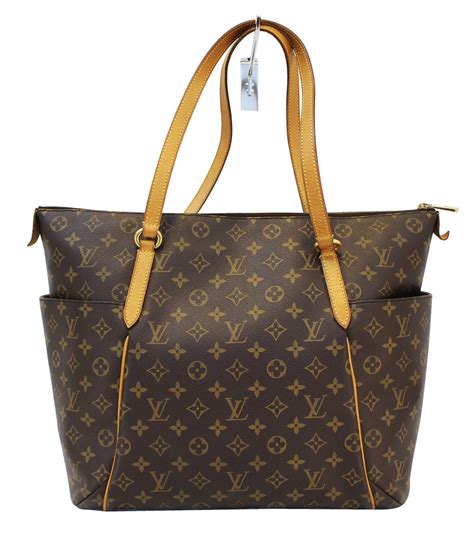 louis vuitton tote bag prices|More.